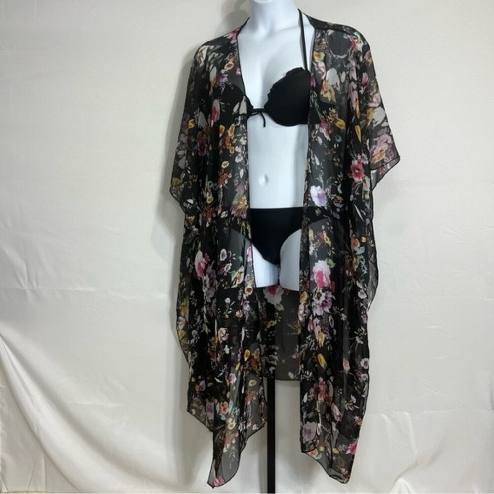 One size fits most duster/cover up/kimono
